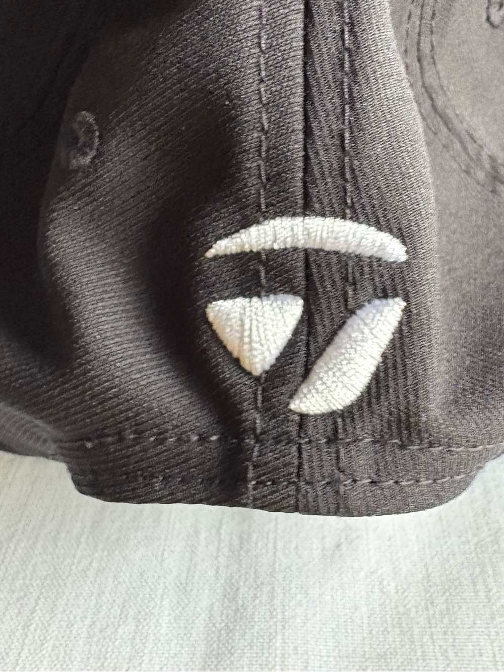 Taylormade RAW Tour Black Cap Hat SnapBack Golf - Picture 8 of 11